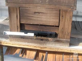 ミツバチの巣箱