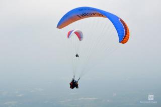 パラグライダー