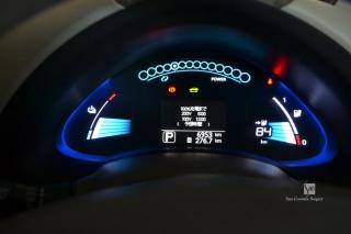 日産リーフメーターパネル