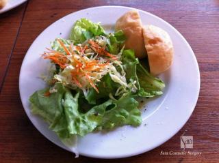 ロジカ ドッコ （Logica docco）サラダ＆自家製パンDOCCO